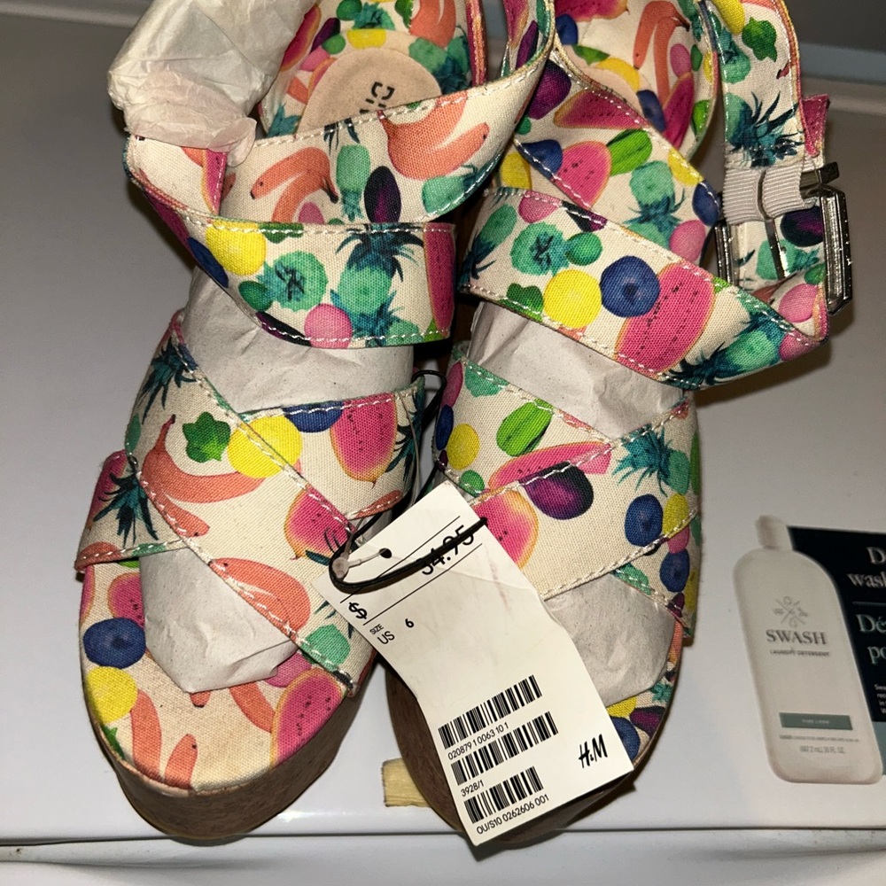 Colorful Fruit Print Sandals